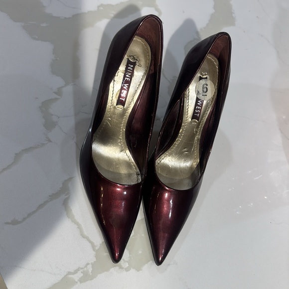Nine West Red Stiletto Heels with Glossy Finish - Picture 5 of 7